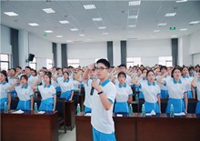 青春活力！275名“小海棠”志愿者出征旅博會(huì)